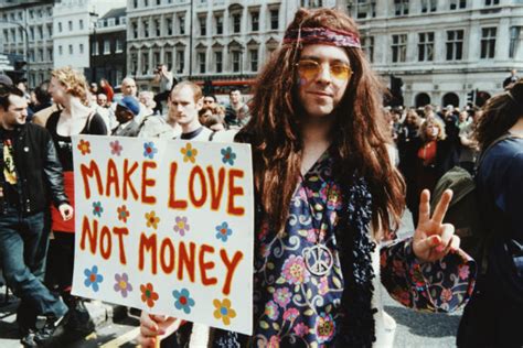 25 Pictures of Hippies from the 1960’s That Prove That They Were Really Far Out – Evolve Me