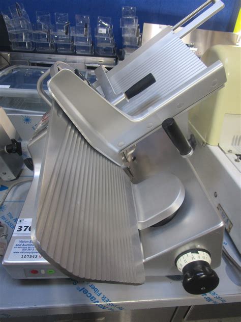 BIZERBA SE12 MANUAL MEAT DELI SLICER | Vision Equipment