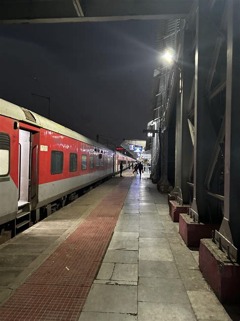 Had a very bad experience at Indore railway station. : r/Indore