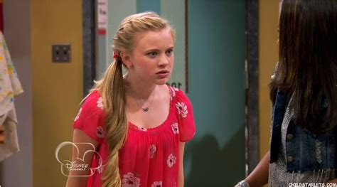 China Anne McClain / Sierra McCormick - Disney's ANT Farm/Chants of a ...