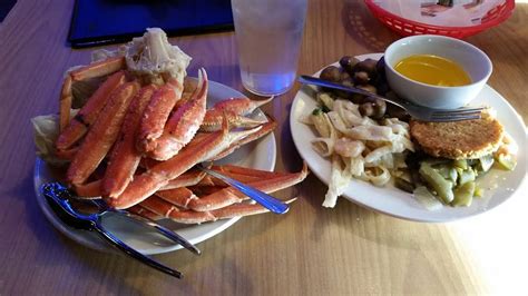 Captain Jim's Seafood Buffet | 3985 Parkway, Pigeon Forge, TN 37863, USA