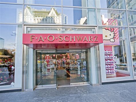 Is Fao Schwarz The Biggest Toy Store In The World - ToyWalls