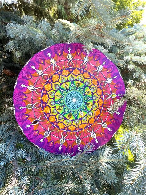 The Selena Wooden Round Mandala Painting - Etsy
