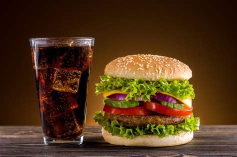 This Is Why Drinking A Soda With Your Big, Juicy Hamburger Is A Really Bad Idea