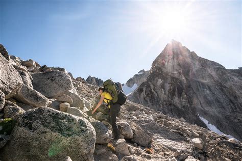 Climbing Prusik Peak in the Enchantments - littlegrunts.com