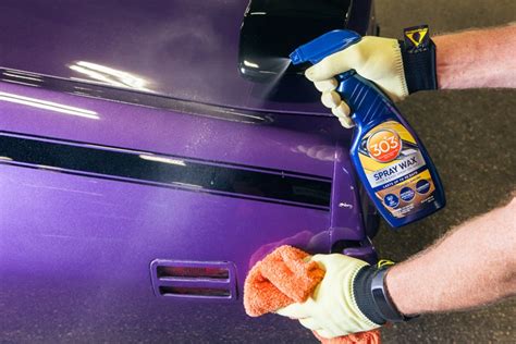 303® Automotive Exterior Spray Wax with UV Protectant | Gold Eagle