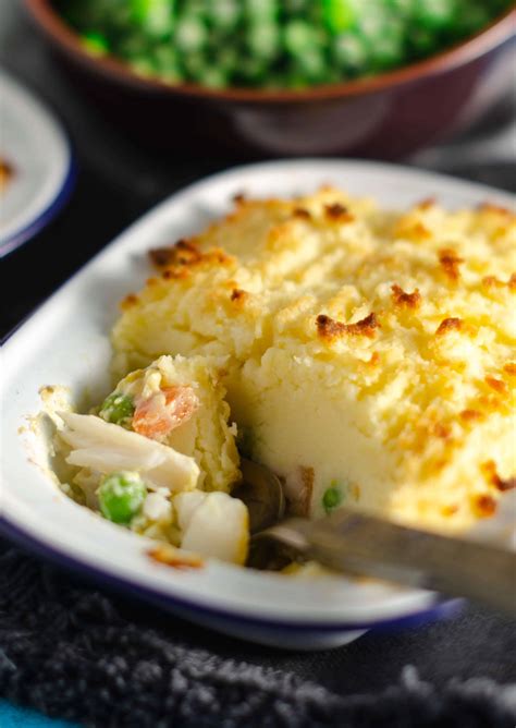 Easy Fish Pie with Mashed Potato Topping - Lost in Food