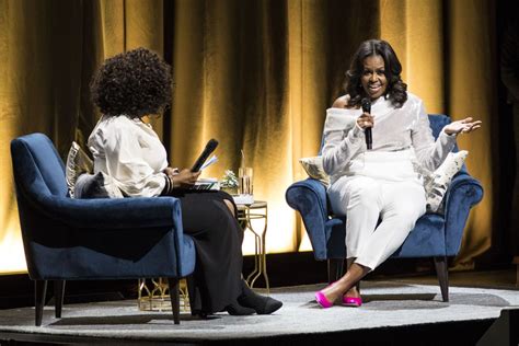 Michelle Obama to stop by Chicago Theatre for ‘The Light We Carry’ book ...