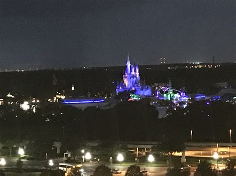 EXCLUSIVE: Nighttime Show Lights Up Magic Kingdom - MickeyBlog.com