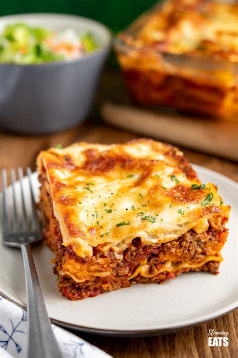 Low Syn Yummy Beef Lasagne | Slimming Eats - Slimming World Recipes