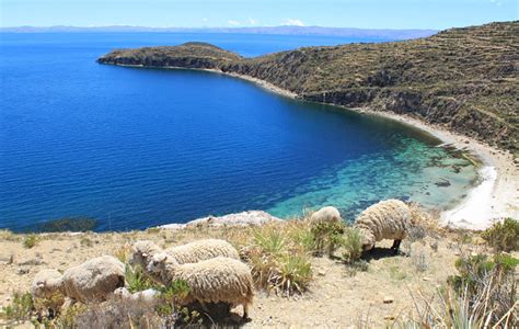 Hiking Isla del Sol, Bolivia: Ruins, Beaches and Mountains