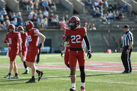 Peaking at the Right Time, Harvard Football Thrashes Penn, 37-14, to Keep Ivy League Title Hopes ...