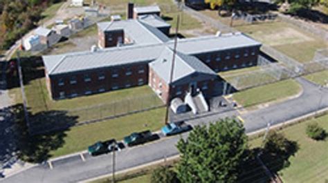 Overdoses suspected at Haynesville Correctional Center | WCYB