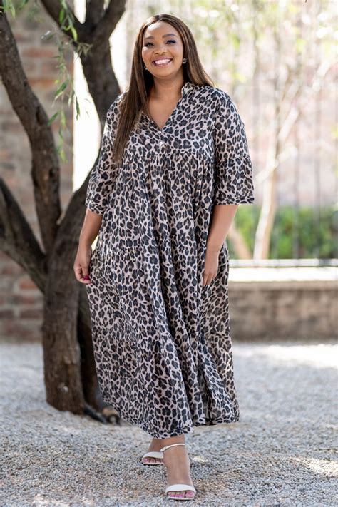 Masrik Shirt Leopard print style dress with frill sleeve detail