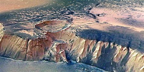 NASA images create stunning 4K video that lets you experience Mars up close | indy100 | indy100