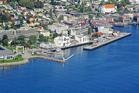 Molde Reknes Harbour in Molde, Norway - Marina Reviews - Phone Number - Marinas.com