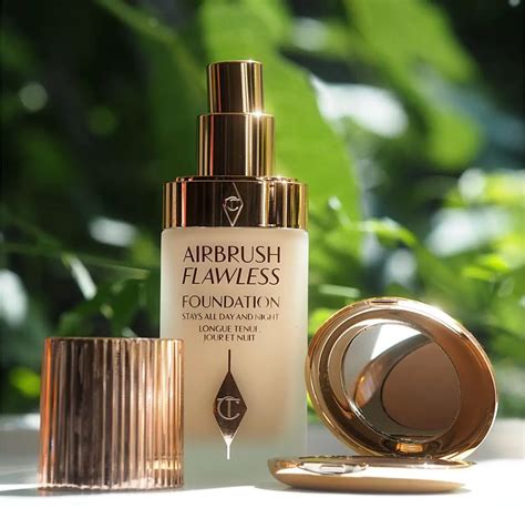 Charlotte Tilbury Airbrush Flawless Foundation | British Beauty Blogger