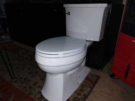 NEW! KOHLER Elmbrook 2-piece Elongated Chair Hight Toilet for Sale in Fullerton, CA - OfferUp