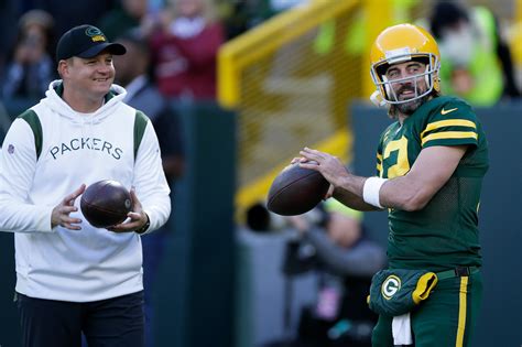 Aaron Rodgers Heaps Praise on Broncos Head Coaching Candidates ...