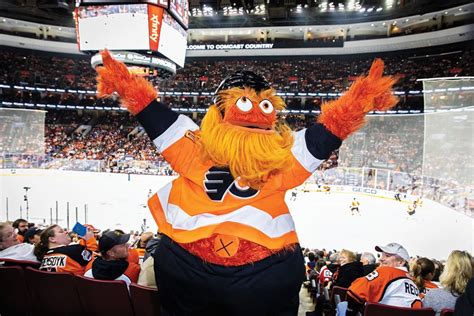 How the Flyers' Social Media Geniuses Made the World Love Gritty | Philadelphia flyers funny ...