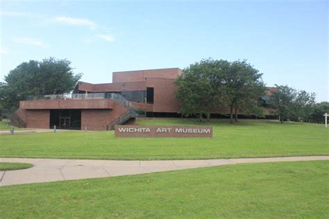 Wichita Art Museum - Berggren Architects