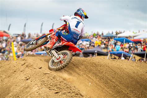 Jett Lawrence on Hangtown 250cc Overall – Live Motocross