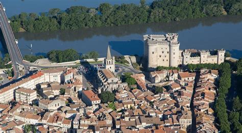 Tarascon (France) cruise port schedule | CruiseMapper