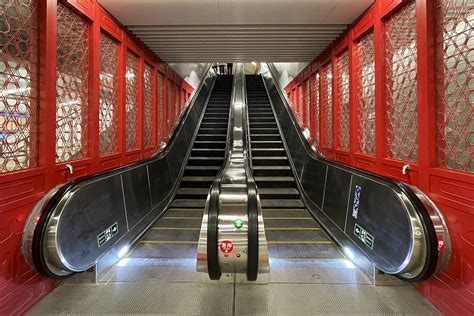 Beijing subway stations turned into 'underground galleries' - CGTN