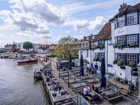 Top Pubs in Henley-on-Thames | Henley Royal Regatta - The Girl On The Move