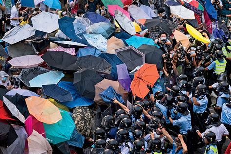 Hong Kong's Student Protesters Want Democracy—At Any Cost - Newsweek