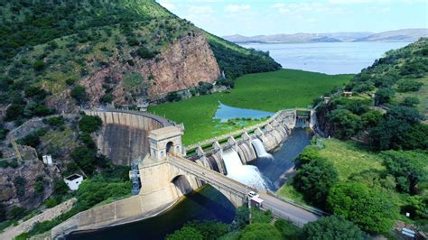 Hartbeespoort Dam Cableway and Dam Wall - 4K - YouTube