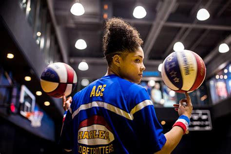 Ace Jackson: Women of the Harlem Globetrotters Basketball Team ...