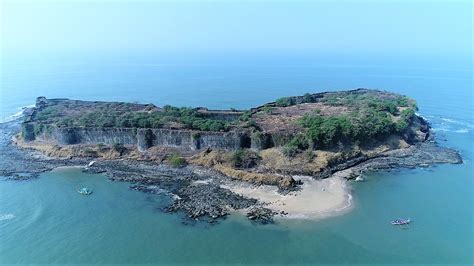 The Magnificent Coastal Forts of Ratnagiri – Ratnagiri Tourism Blog