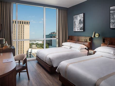 Luxury Boutique Riverwalk Hotel & Spa | Thompson San Antonio