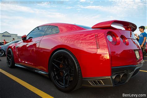 Red R35 Nissan GT-R - BenLevy.com