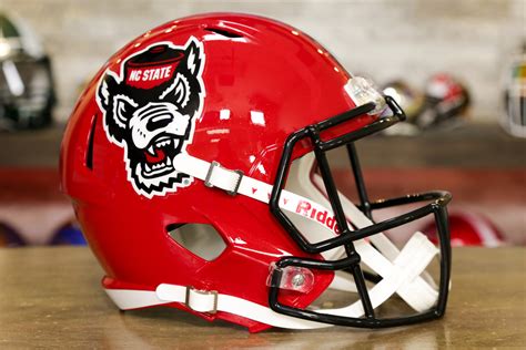 NC State Wolfpack Riddell Speed Replica Helmet - Glittery Red Tuffy – Green Gridiron, Inc.