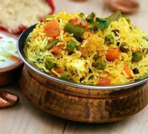 Biryani – Vegetarian (with Medium Yogurt) – Aapna Sweets