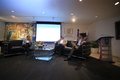 Universidad APEC - UNAPEC realiza encuentro con egresados de las ...