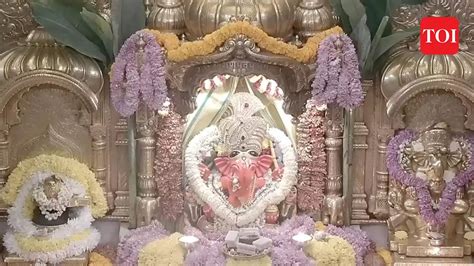 Darshan at Shree Siddhivinayak Temple 02 - Nov -2023 | News - Times of ...