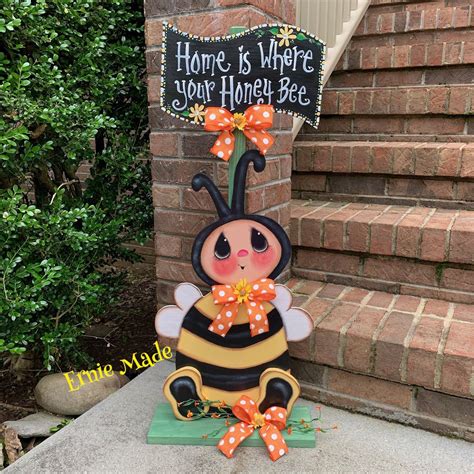 Bee decoration Bee centerpiece Bee sign Bumble Bee decor | Etsy | Bee ...