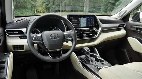 2020 Toyota Highlander Platinum Interior Review - YouTube