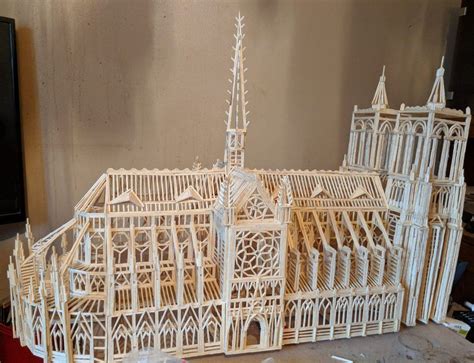 Notre Dame re-created from matchsticks by Welwyn man - BBC News