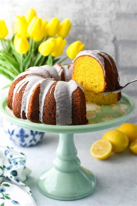 Lemon Bundt Cake {using Cake Mix!} - The Seasoned Mom