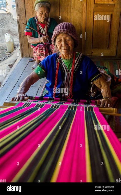 A chin woman weaving, Mindat, Myanmar Stock Photo - Alamy