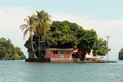 Buy a Private Island | Lake Nicaragua Islands | POPSUGAR Smart Living ...