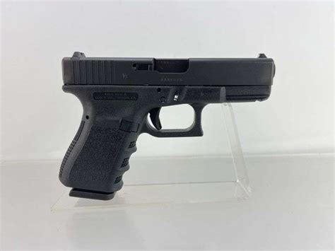 Glock Model 23 .40 cal. Semi Auto Pistol - Matthew Bullock Auctioneers