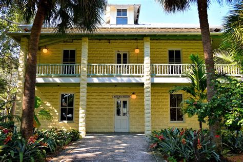 Museum of History in Fort Lauderdale, Florida - Encircle Photos