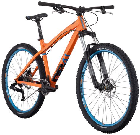 Diamondback Hook 2017 - Specifications | Reviews | Shops