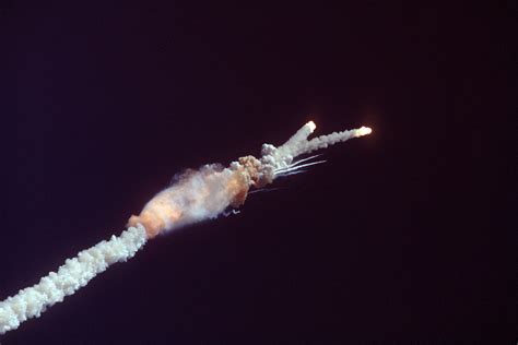 Video of space shuttle challenger explosion - librarymine