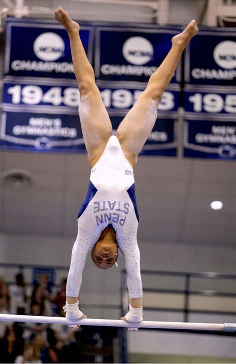 Pin by Oscar Ramirez on Mmmmmm | Female gymnast, Gymnastics photos ...